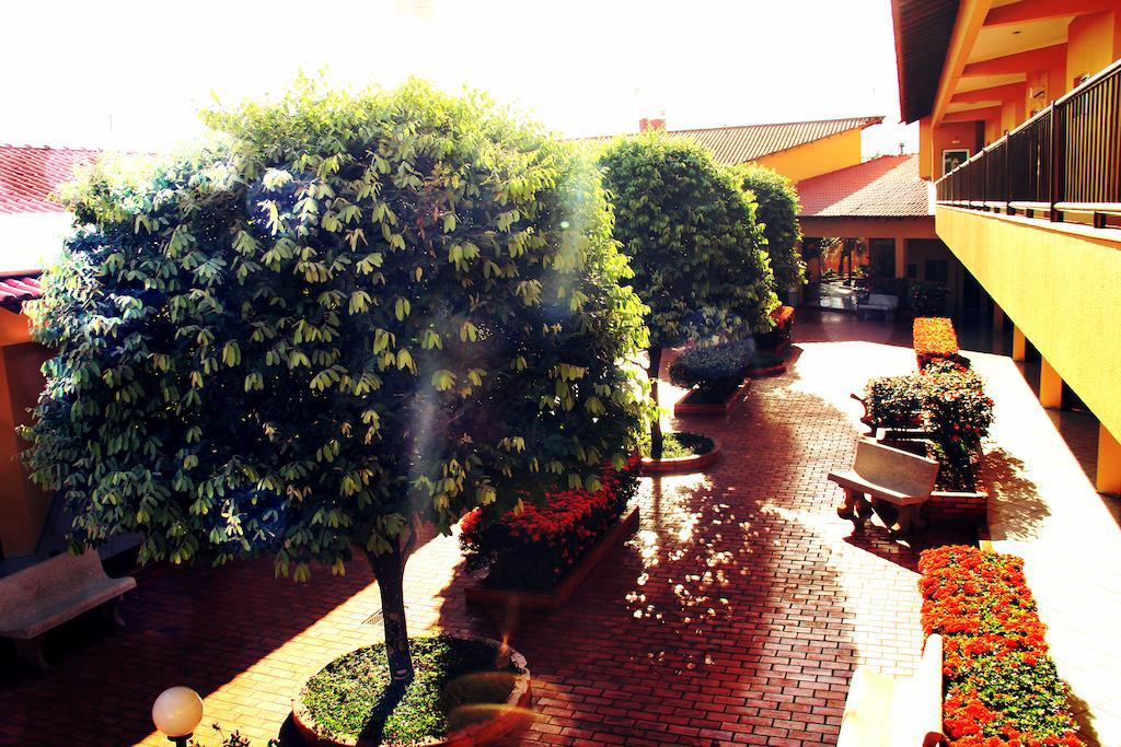 Hotel Marathi Park Rondonópolis Eksteriør bilde